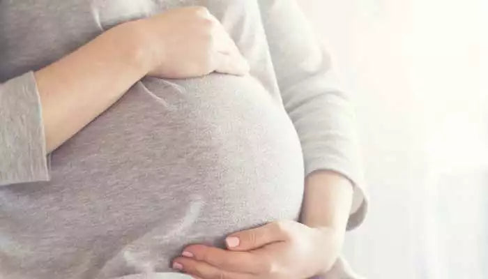 IS Saffron Safe for pregnant & breast-feeding women؟