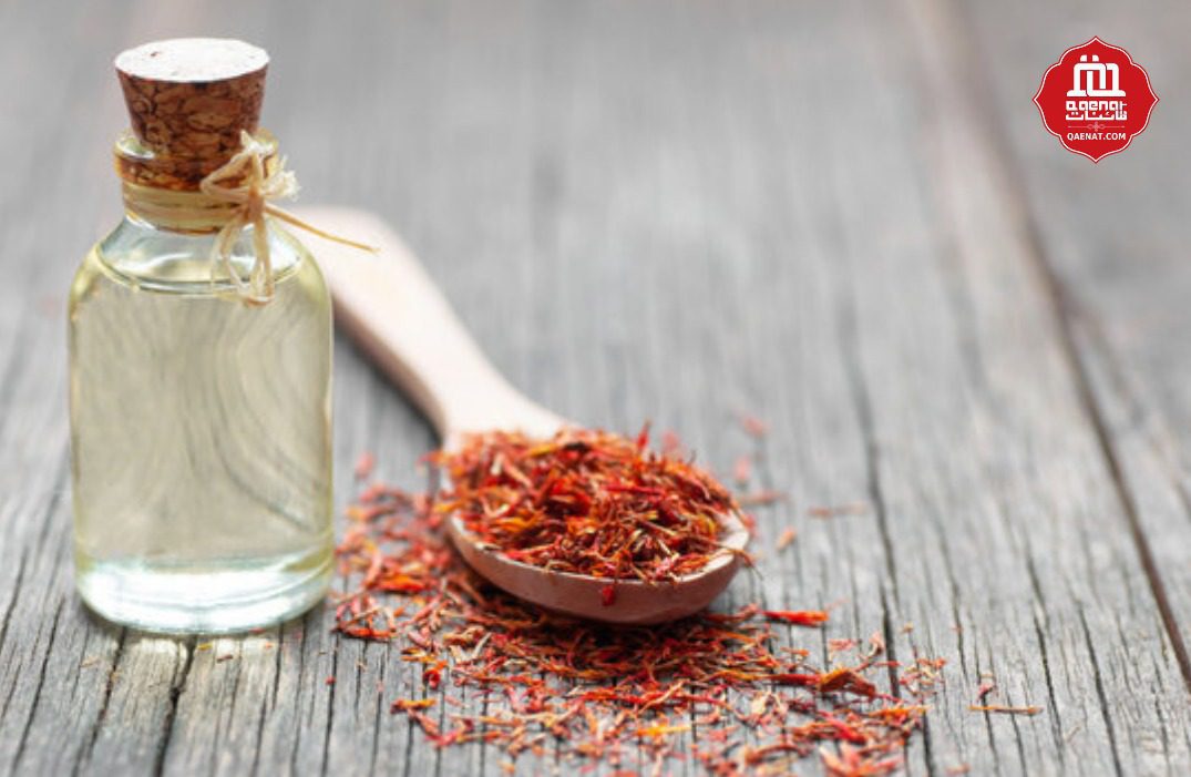 What is the method of preserving saffron threads for the longest possible period??